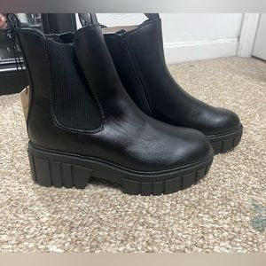 Steve Madden NYC boots